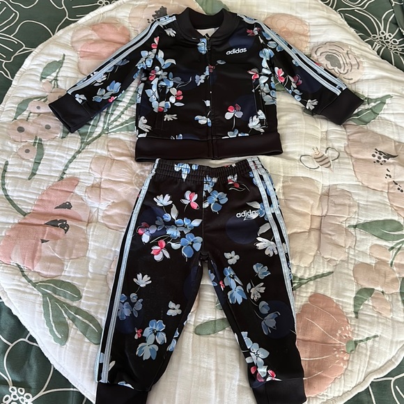 adidas originals kids festival superstar set | 12 months - Picture 1 of 8